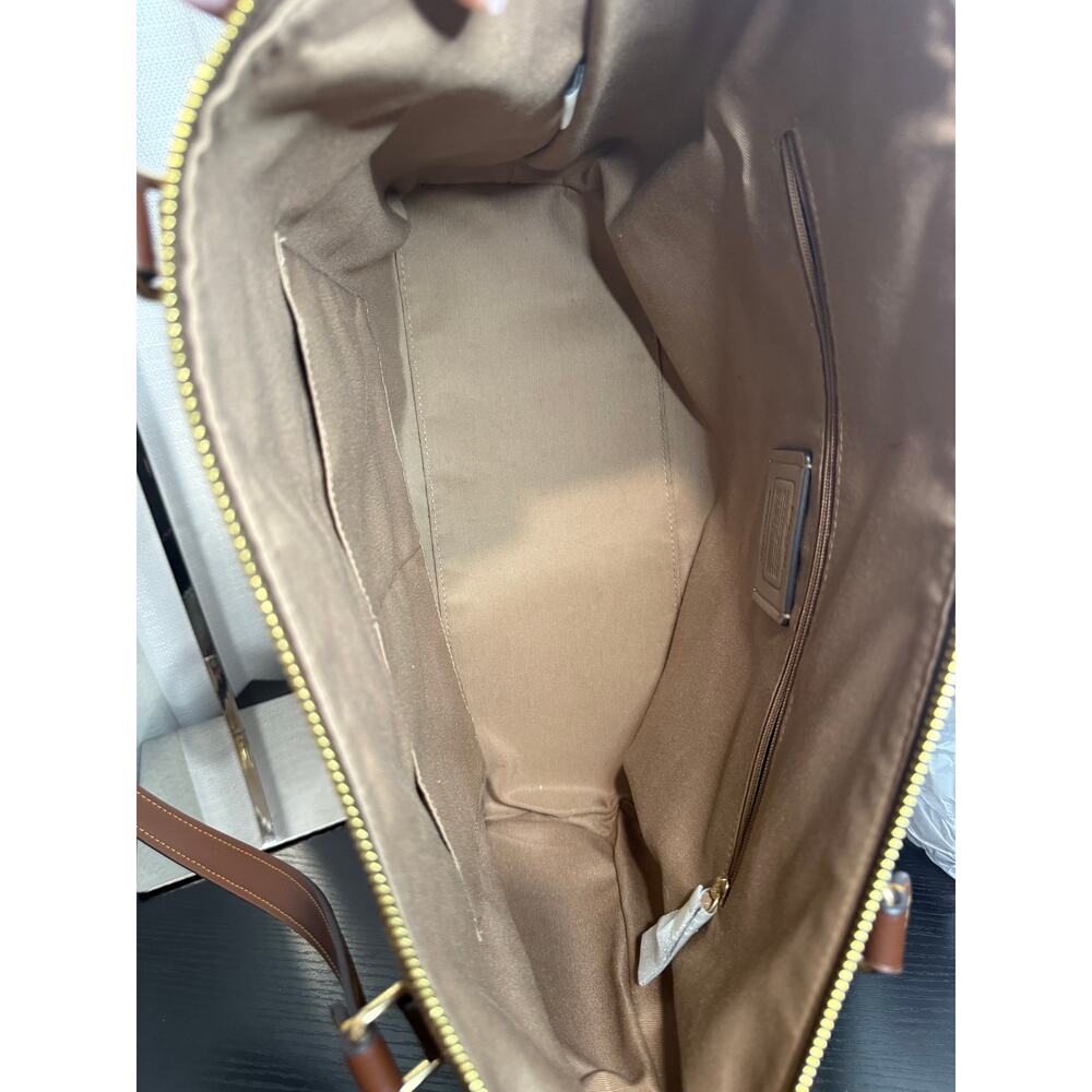 Coach Gallery Tote — EUC - Picture 4 of 5